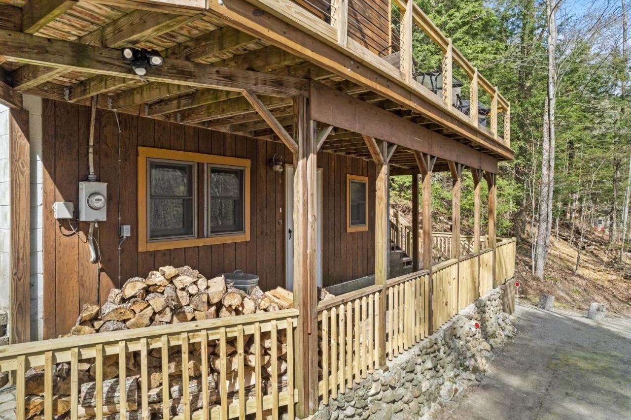 River Road Treehouse Retreat Warrensburg Buitenkant foto